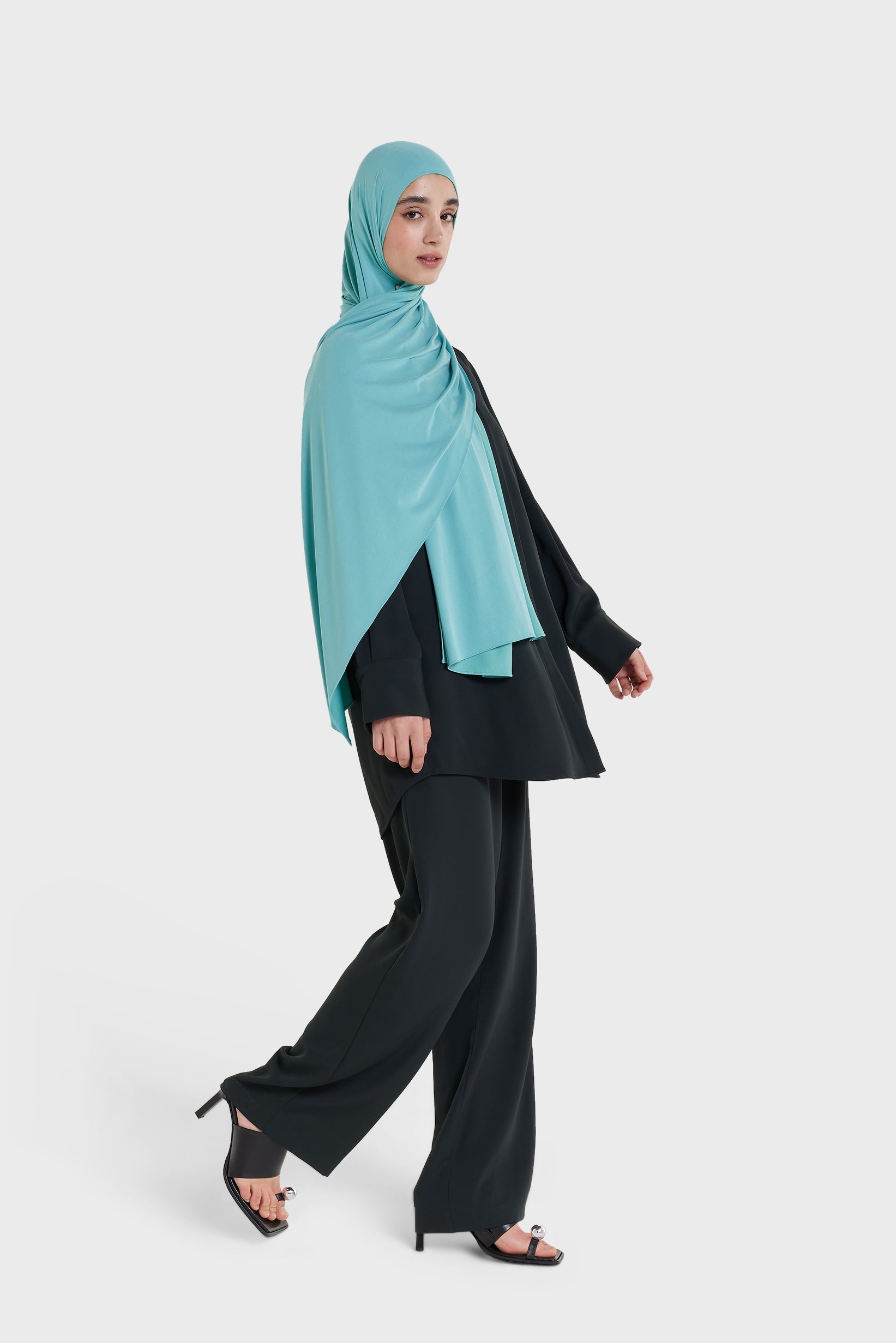 Straight Pants | Black