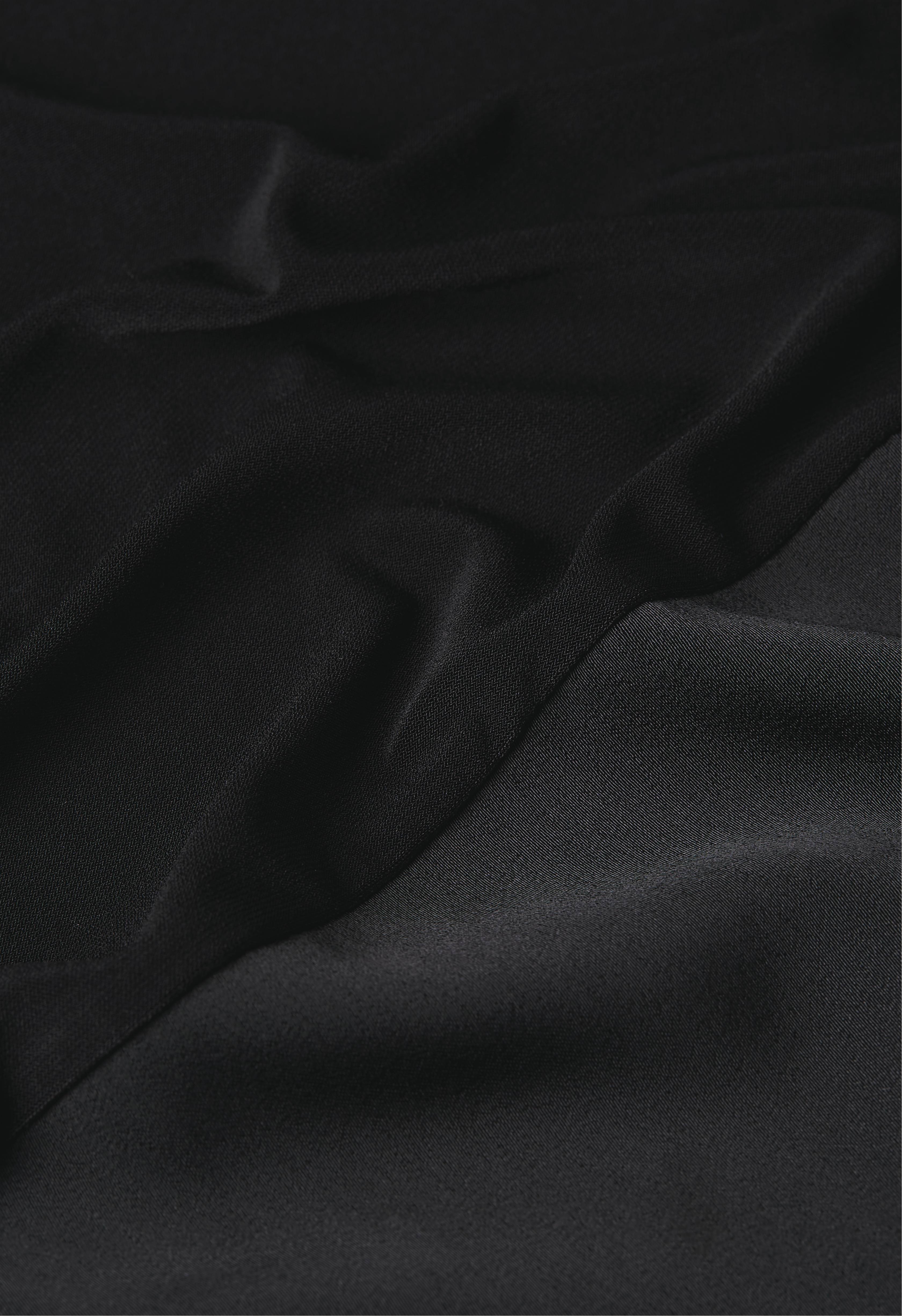 Satin Edge Scarf | Black
