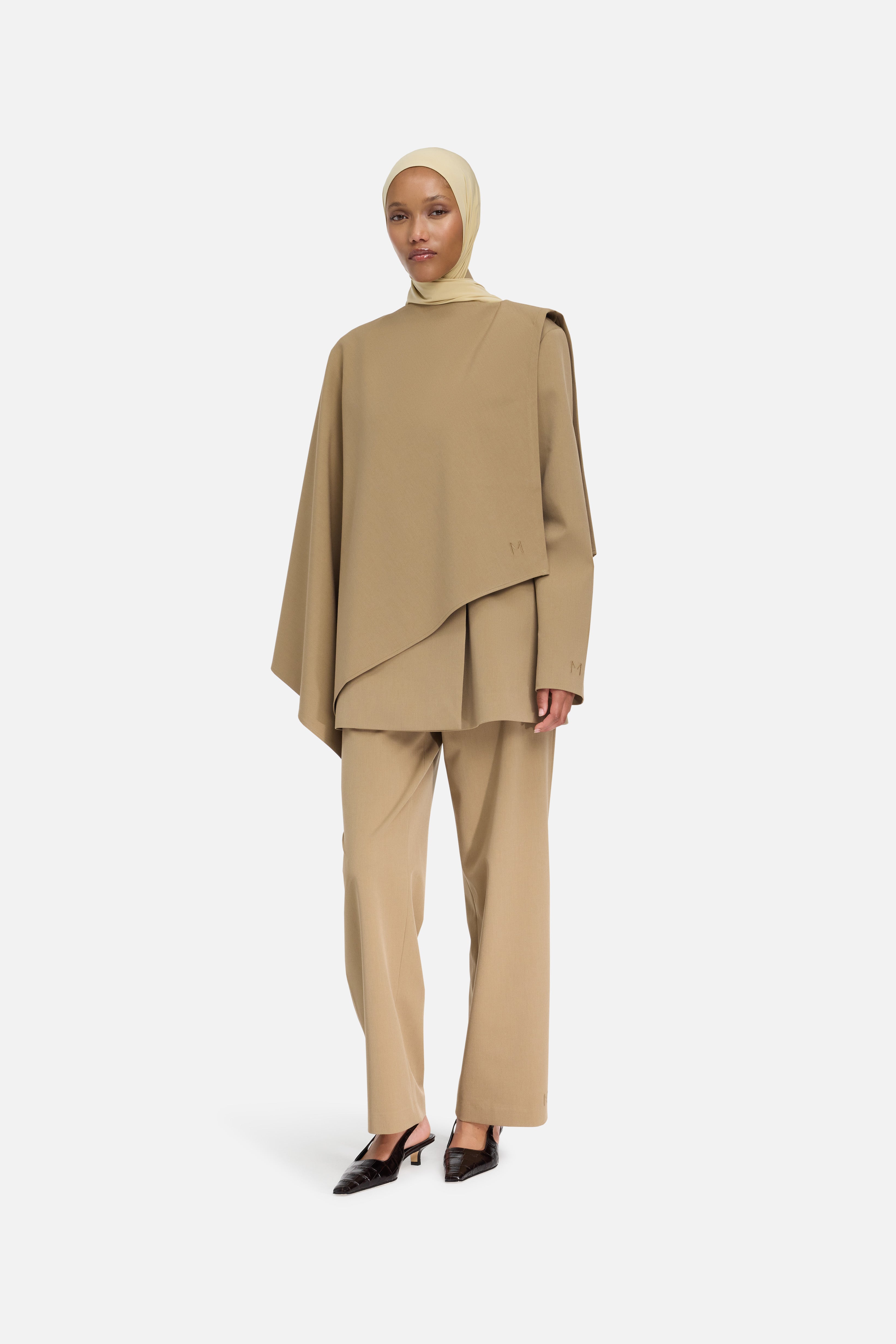 Tailored Cape | Walnut